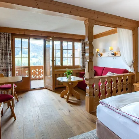 Hotel Le Grand 4*