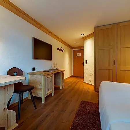 Le Grand Hotel 4*